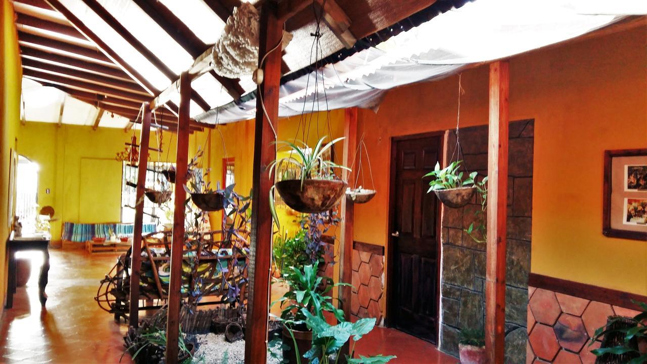 Hotel La Tora Managua Exterior foto