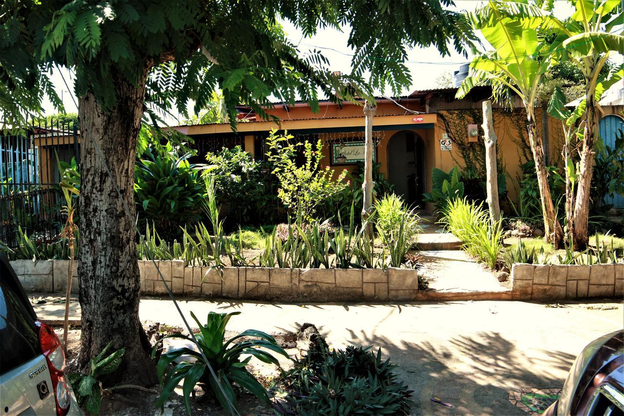 Hotel La Tora Managua Exterior foto